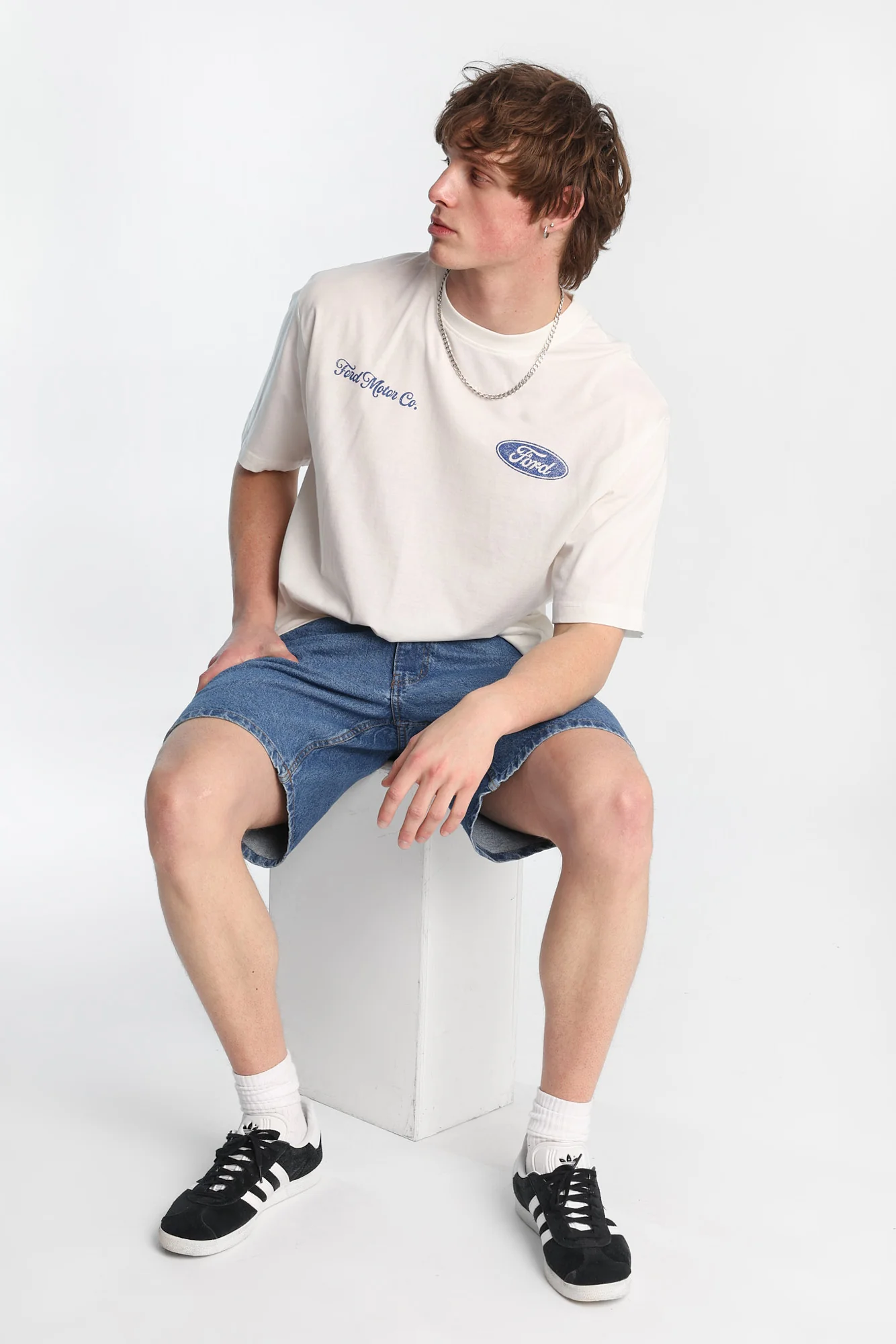 Loose Denim Shorts - Image 5