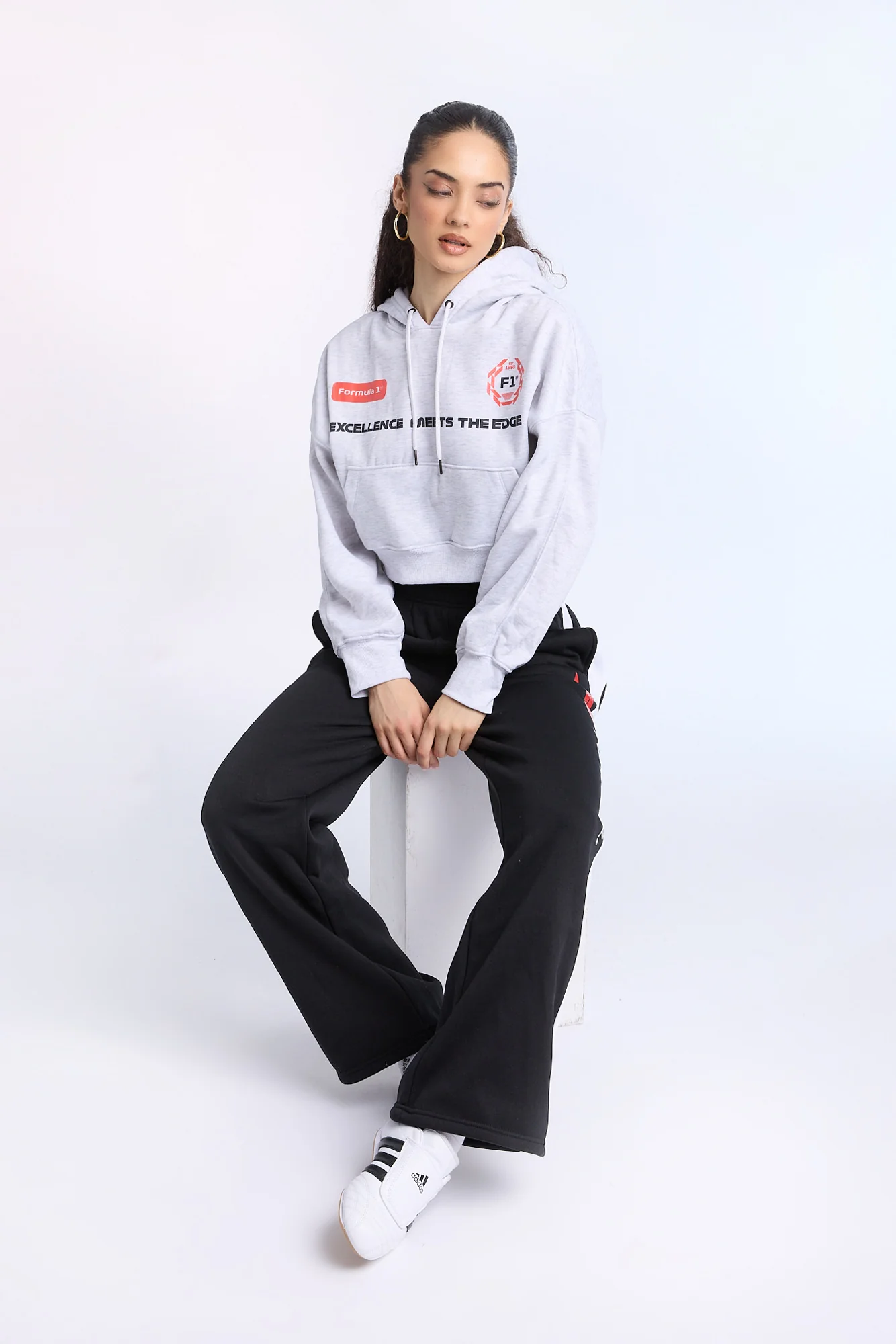 Formula 1 Graphic Cropped Hoodie - Image 5